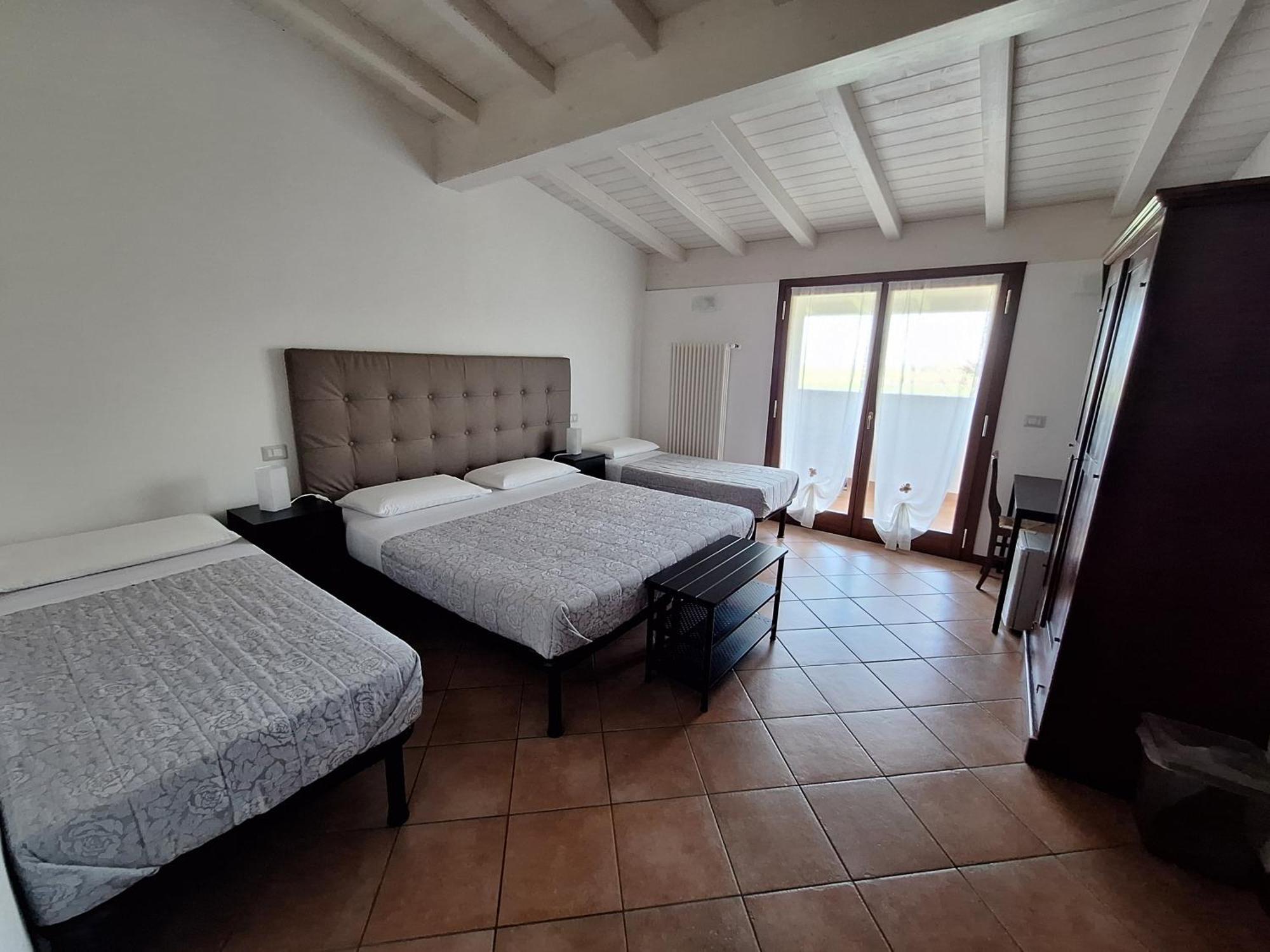 Bed & Breakfast Torrechiara Szoba fotó